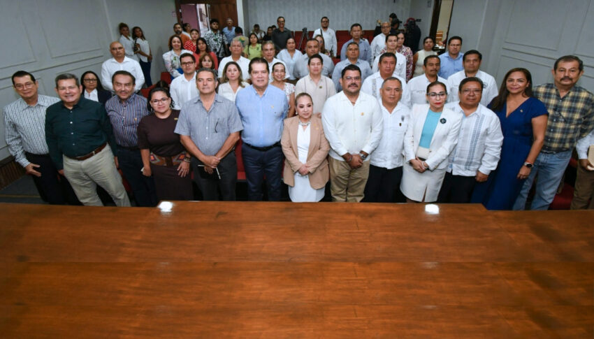 📄🤝 Asistencia a la Firma de Convenio de Colaboración CCET y la UJAT