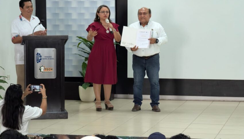 Imparte charla el Ing. Martín Arias Sánchez en el TecNM La Chontalpa